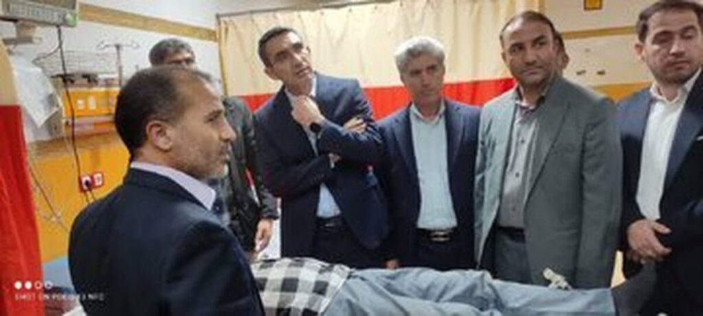 حادثه مرگبار برای معلمان در لرستان/ پنج نفر کشته و زخمی شدند حادثه مرگبار برای معلمان در لرستان/ پنج نفر کشته و زخمی شدند