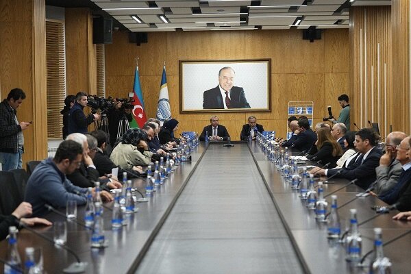 حضور و سخنرانی وزیر امور خارجه در دانشگاه دولتی باکو حضور و سخنرانی وزیر امور خارجه در دانشگاه دولتی باکو