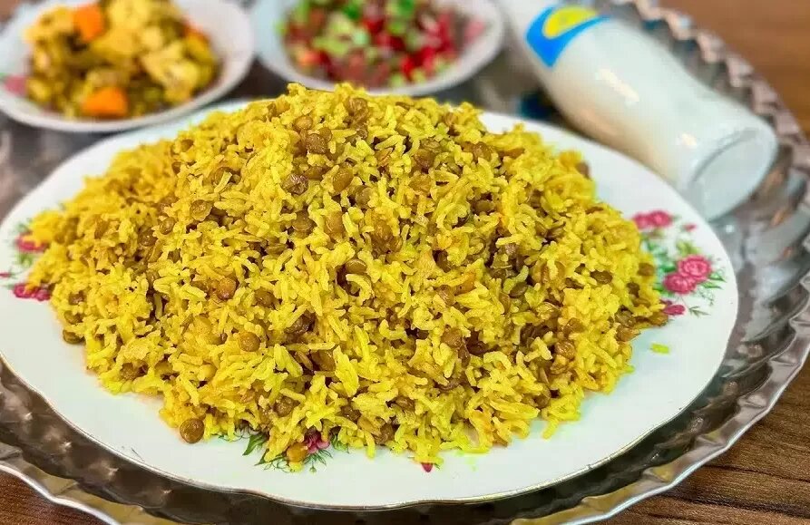 دمپختک عدس ؛ ناهار زمستانیِ گرم که با ترشی می چسبد دمپختک عدس ؛ ناهار زمستانیِ گرم که با ترشی می چسبد