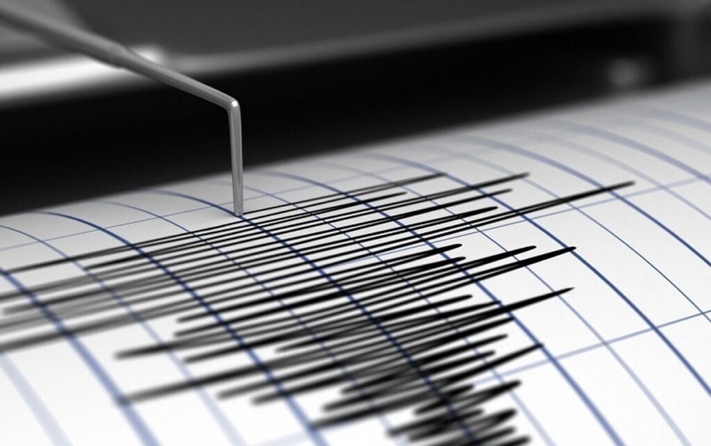 زلزله شدید آذربایجان شرقی را لرزاند زلزله شدید آذربایجان شرقی را لرزاند