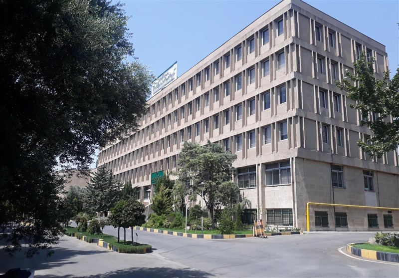 سردرگمی در عمل و بازطراحی در تات؛ اجرای قانون کوچکسازی با تأخیر مواجه شد سردرگمی در عمل و بازطراحی در تات؛ اجرای قانون کوچکسازی با تأخیر مواجه شد