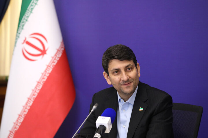 سرمایه گذاری در کردستان نشانه حرکت به سمت توسعه عادلانه ارتباطات سرمایه گذاری در کردستان نشانه حرکت به سمت توسعه عادلانه ارتباطات