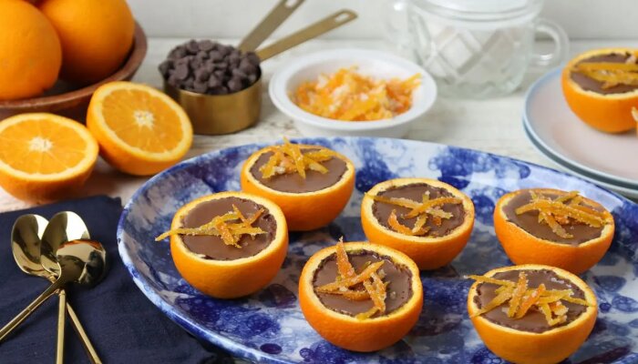 پاناکوتا پرتقال و شکلات ؛ دسر شیک و خاص برای شب یلدا پاناکوتا پرتقال و شکلات ؛ دسر شیک و خاص برای شب یلدا