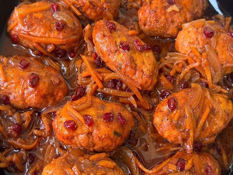 کوفته سماق ترش و شیرین ؛ بازی دلنشین طعم ها در آشپزی اصیل ایرانی کوفته سماق ترش و شیرین ؛ بازی دلنشین طعم ها در آشپزی اصیل ایرانی