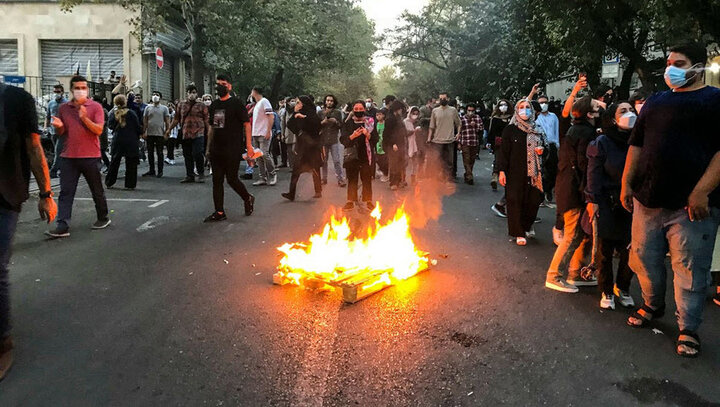 آماری از نوجوانان درگیر شده در آشوبها؛پدر ناامید، پسر رادیکال میسازد آماری از نوجوانان درگیر شده در آشوبها؛پدر ناامید، پسر رادیکال میسازد