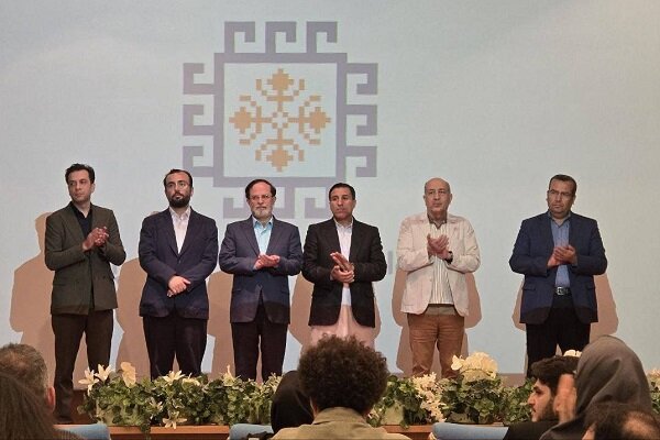 اختتامیه جشنواره صنایع خلاق با معرفی برترینها برگزار شد اختتامیه جشنواره صنایع خلاق با معرفی برترینها برگزار شد