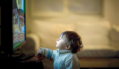 از تپش قلب تا بیخوابی؛ اثرات پنهان بمباران رسانهای با اخبار منفی Magiran | روزنامه جام جم (1398/03/28): جنگ در زمین بچه ها