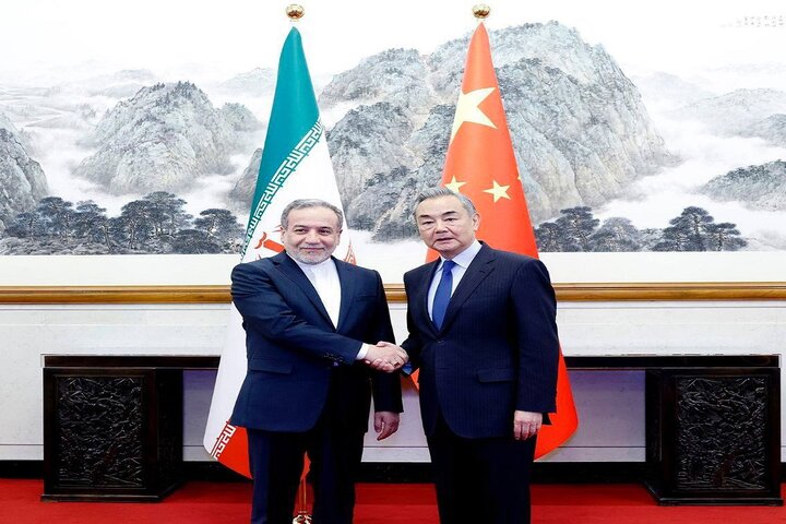 تاکید چین بر تعمیق بی وقفه روابط با ایران تاکید چین بر تعمیق بی وقفه روابط با ایران