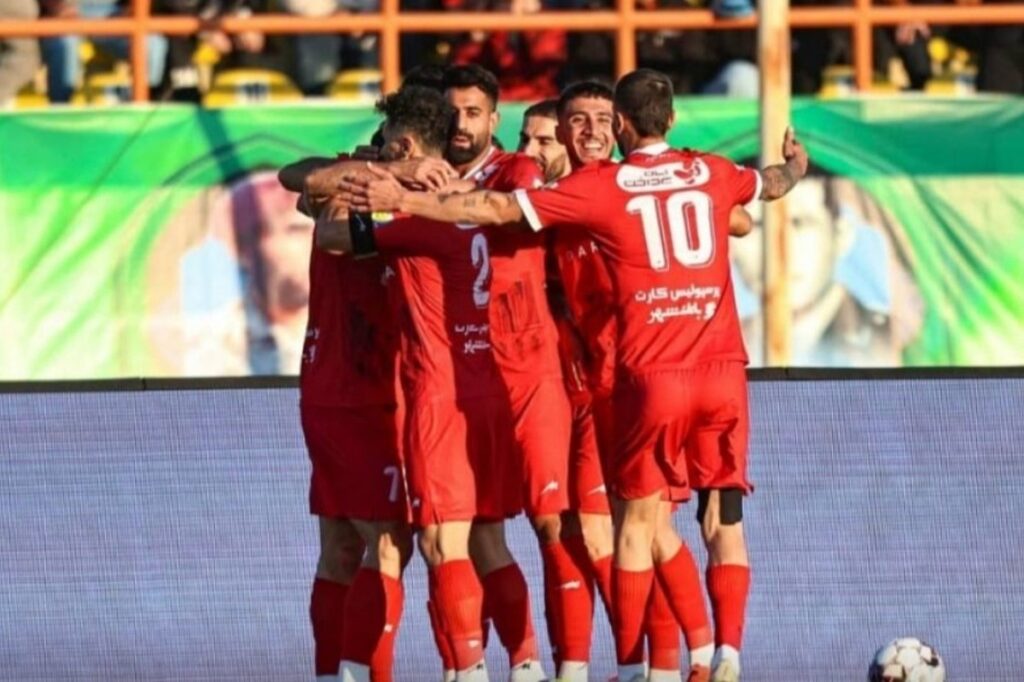 ترکیب پرسپولیس مقابل چادرملو با شگفتی جالب! ترکیب پرسپولیس مقابل چادرملو با شگفتی جالب!