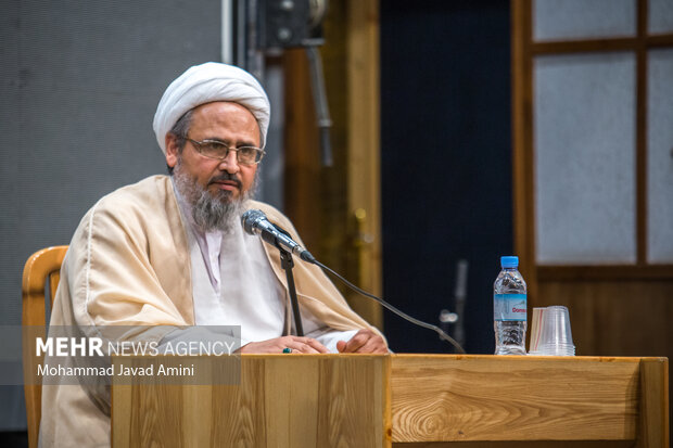 حجتالاسلام فلاح: گام دوم انقلاب مرحله ورود به صراحتهای تمدنی است حجتالاسلام فلاح: گام دوم انقلاب مرحله ورود به صراحتهای تمدنی است