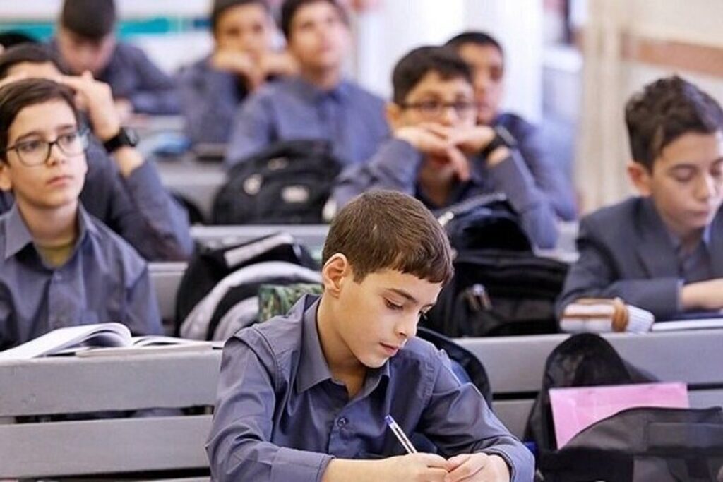 خبر مهم برای دانشآموزان / ساعت آغاز به کار مدارس در ماه رمضان تغییر میکند؟ خبر مهم برای دانشآموزان / ساعت آغاز به کار مدارس در ماه رمضان تغییر میکند؟