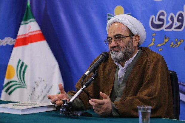 ذوعلم: حلقههای میانی نباید به حزبسازی و جناحگرایی تقلیل یابند ذوعلم: حلقههای میانی نباید به حزبسازی و جناحگرایی تقلیل یابند