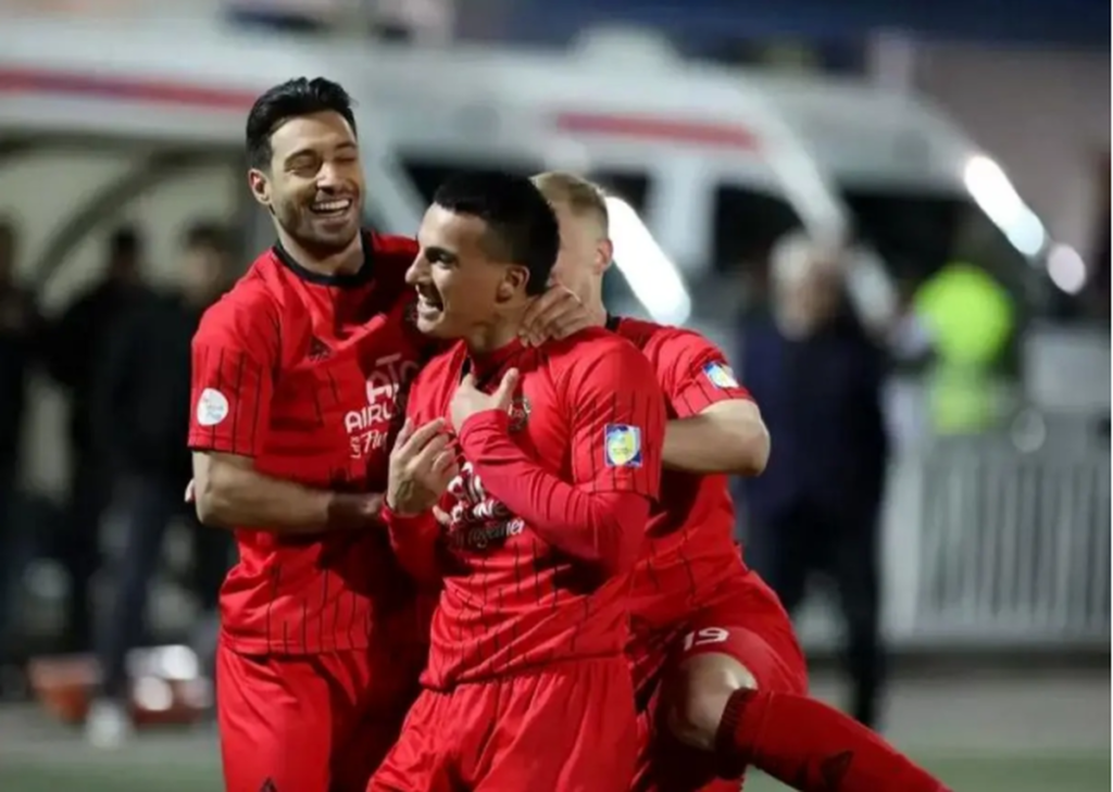 فوتبال در تبعید/ تراکتور بهجای تبریز، در دوحه میزبان شد فوتبال در تبعید/ تراکتور بهجای تبریز، در دوحه میزبان شد