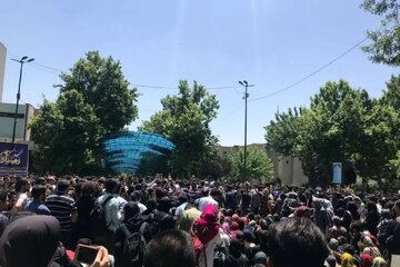 معاون وزیر علوم: برخی دانشجویان احضار شدهاند، مستندات مبنای قضاوت خواهد بود/ فحاشی و خشونت دو خط قرمز دانشگاه هستند معاون وزیر علوم: برخی دانشجویان احضار شدهاند، مستندات مبنای قضاوت خواهد بود/ فحاشی و خشونت دو خط قرمز دانشگاه هستند