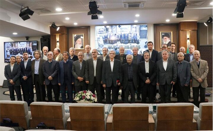 مهندسان، استادان و پژوهشگران برجسته مهندسی کشور تجلیل شدند مهندسان، استادان و پژوهشگران برجسته مهندسی کشور تجلیل شدند