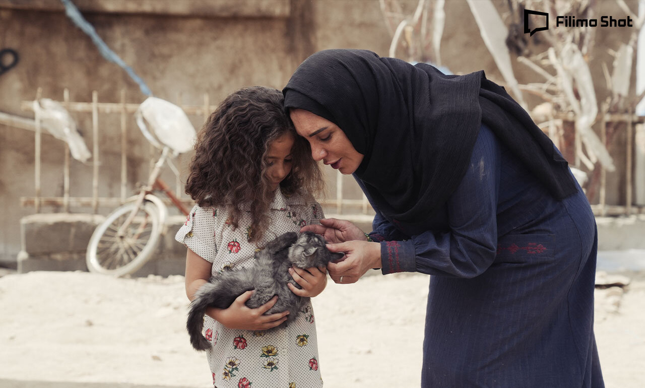 نمیخواستم با زبانی تبلیغاتی و سیاسی همچون صداوسیما، از کودکان فلسطینی بگویم/ اینجا خبری از نمادهای شناختهشده؛ چفیه و مسجدالاقصی نیست نمیخواستم با زبانی تبلیغاتی و سیاسی همچون صداوسیما، از کودکان فلسطینی بگویم/ اینجا خبری از نمادهای شناختهشده؛ چفیه و مسجدالاقصی نیست