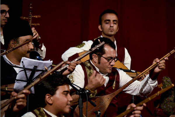 نوازندگان سریال پایتخت به برج آزادی می آیند؛ «شور» در تالار وحدت نوازندگان سریال پایتخت به برج آزادی می آیند؛ «شور» در تالار وحدت