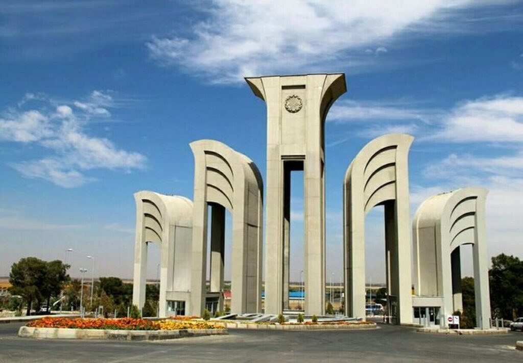 مجروع شدن ۴ نفر از کارکنان دانشگاه صنعتی اصفهان در پی حمله دشمن مجروع شدن ۴ نفر از کارکنان دانشگاه صنعتی اصفهان در پی حمله دشمن
