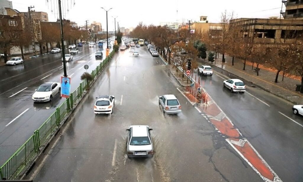 وضعیت جادههای کشور امروز / ۱۲ استان درگیر بارش برف و باران شدند وضعیت جادههای کشور امروز / ۱۲ استان درگیر بارش برف و باران شدند