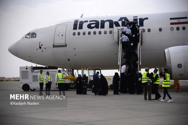 اعزام بیش از ۳۰ هزار زائر؛ از سرگیری پروازهای بینالمللی به ۶ مقصد اعزام بیش از ۳۰ هزار زائر؛ از سرگیری پروازهای بینالمللی به ۶ مقصد