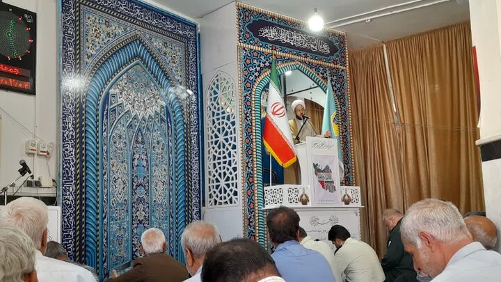 امام جمعه خلیلآباد: کارگران ستون فقرات جامعه هستند امام جمعه خلیلآباد: کارگران ستون فقرات جامعه هستند