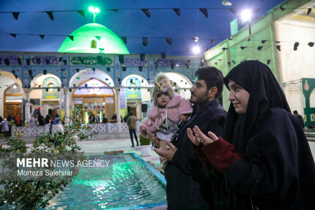 امامزادگان امروز مراکز فرماندهی معنوی کشور هستند امامزادگان امروز مراکز فرماندهی معنوی کشور هستند