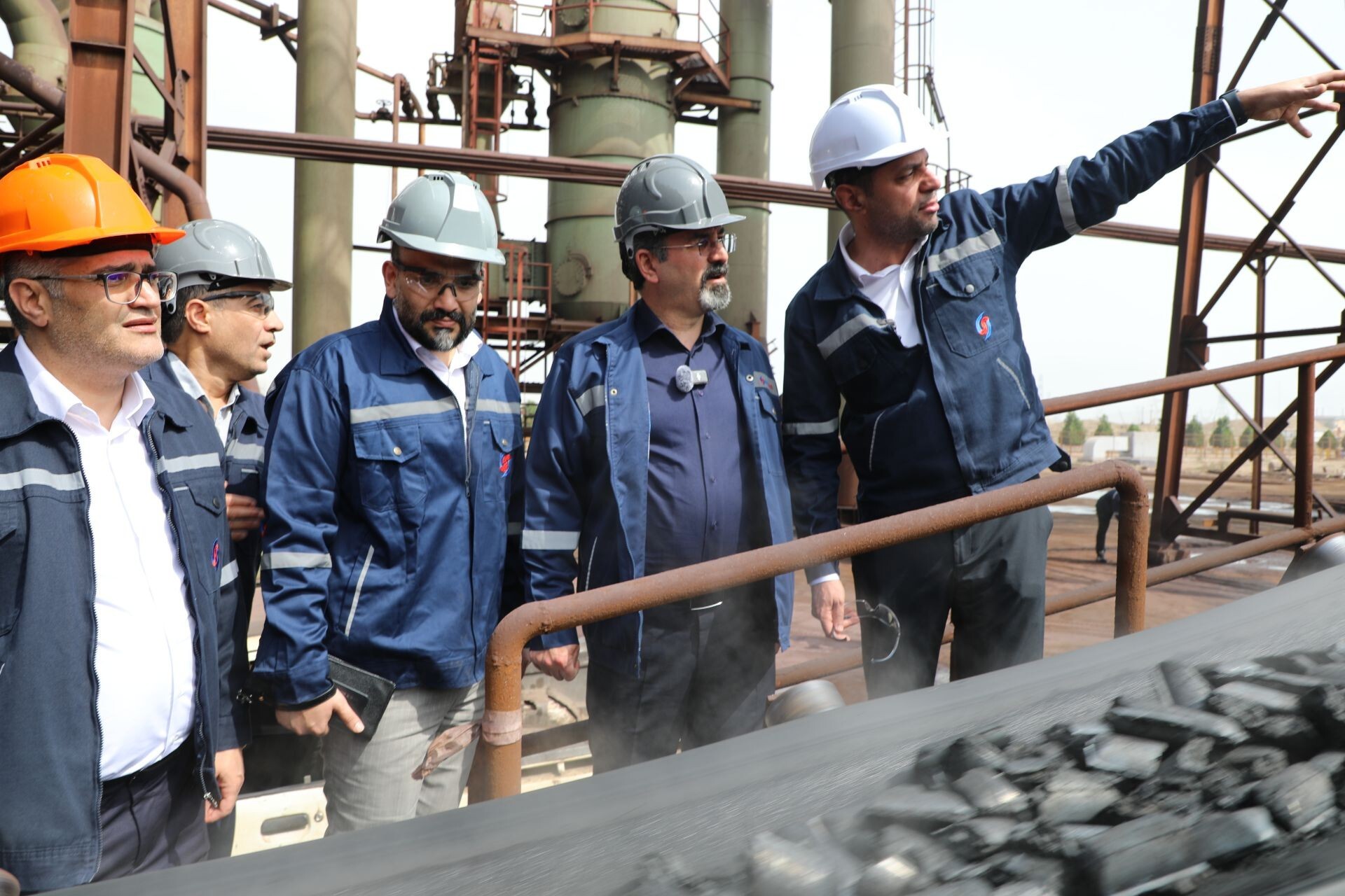 بازدید مدیرعامل هلدینگ صبا انرژی از شرکت صبا فولاد خلیج فارس بازدید مدیرعامل هلدینگ صبا انرژی از شرکت صبا فولاد خلیج فارس