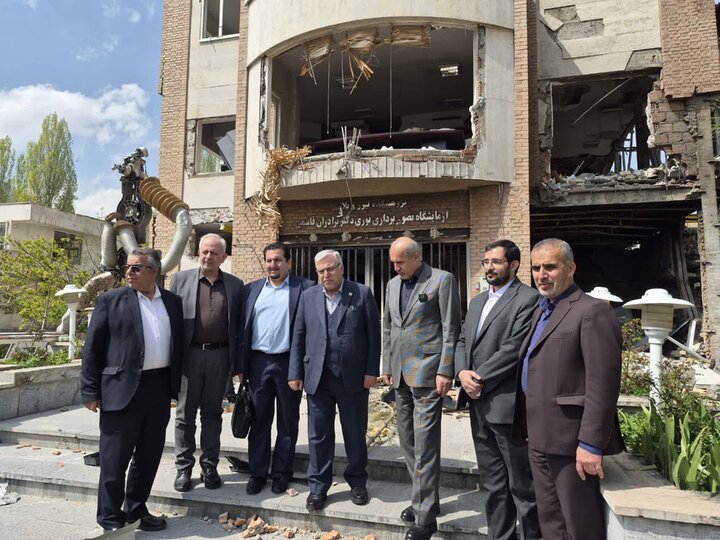 بازدید معاون وزیر علوم از بخشهای آسیبدیده دانشگاه شهیدبهشتی بازدید معاون وزیر علوم از بخشهای آسیبدیده دانشگاه شهیدبهشتی