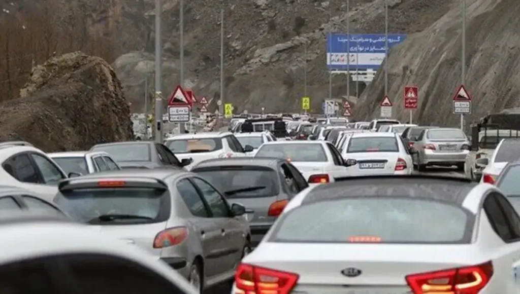 ترافیک سنگین در جاده هراز، چالوس و فیروزکوه/ هشدار پلیس راه به مسافران ترافیک سنگین در جاده هراز، چالوس و فیروزکوه/ هشدار پلیس راه به مسافران