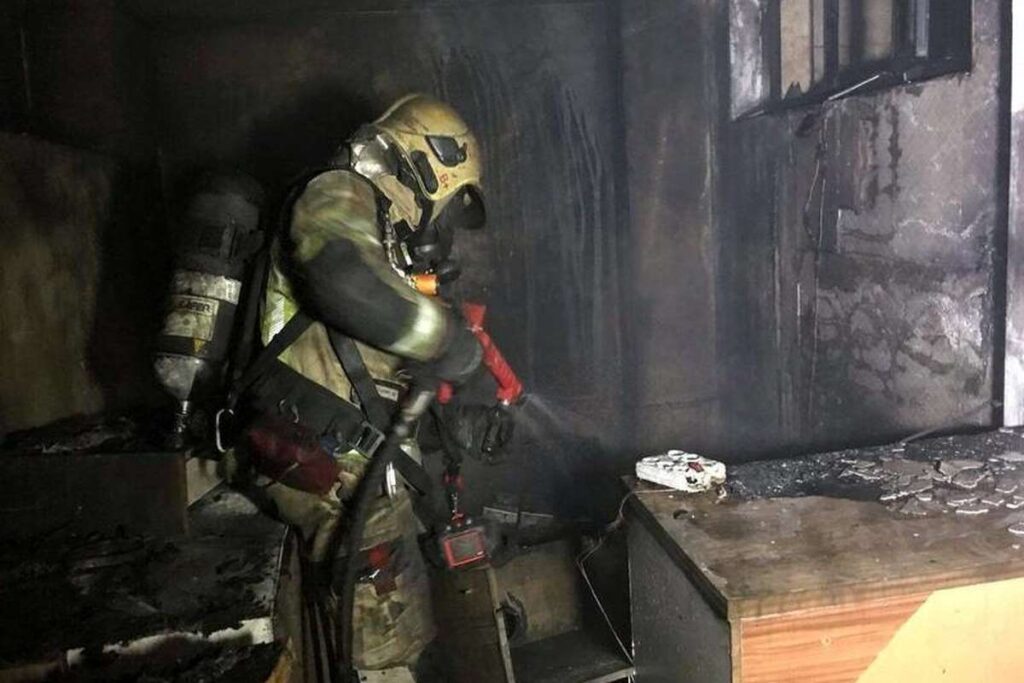 جزئیات آتشسوزی در کارخانه چسب صوفیان آذربایجان شرقی جزئیات آتشسوزی در کارخانه چسب صوفیان آذربایجان شرقی