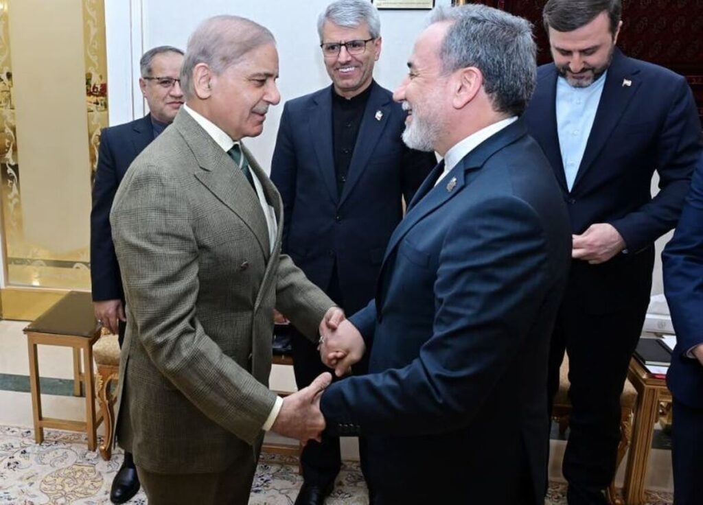 جزئیات دیدارهای عراقچی در پاکستان جزئیات دیدارهای عراقچی در پاکستان