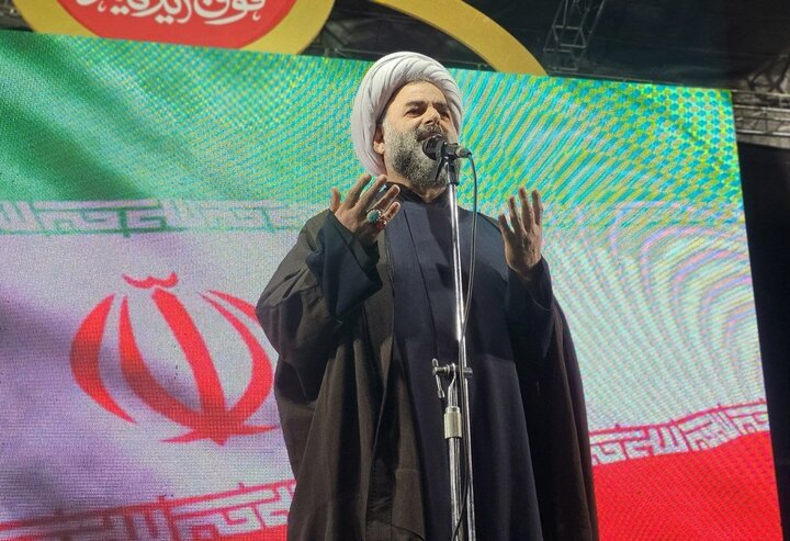 حجت الاسلام عاشوری: مردم ایران پای آرمانهای انقلاب ایستادهاند حجت الاسلام عاشوری: مردم ایران پای آرمانهای انقلاب ایستادهاند