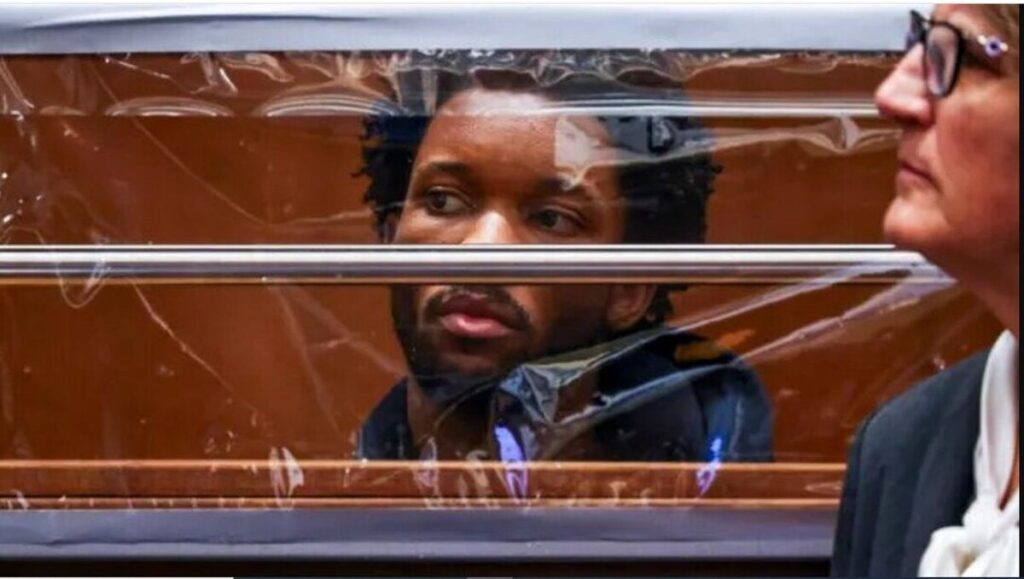 حکم اعدام برای خواننده معروف صادر شد حکم اعدام برای خواننده معروف صادر شد