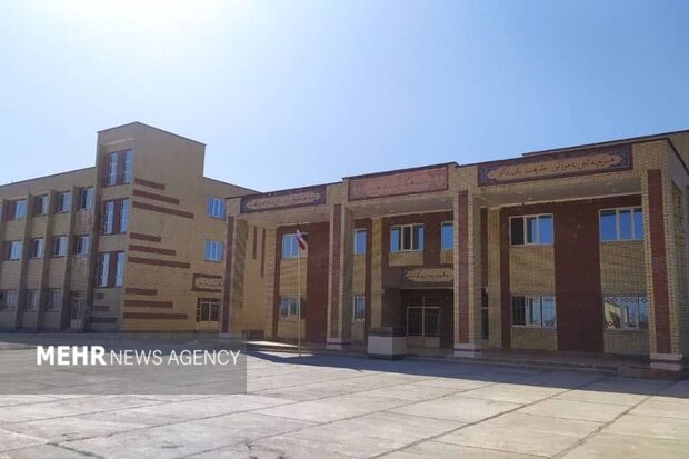 خانمحمدی: ۸ هزار پروژه مدرسه سازی در کشور اجرا می شود خانمحمدی: ۸ هزار پروژه مدرسه سازی در کشور اجرا می شود