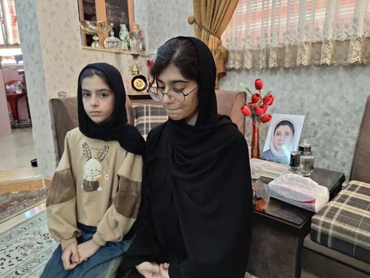 «راحیل» و «رخشان» و یک آغوشِ ناتمام؛ بغض این دخترها «ته» ندارد! «راحیل» و «رخشان» و یک آغوشِ ناتمام؛ بغض این دخترها «ته» ندارد!