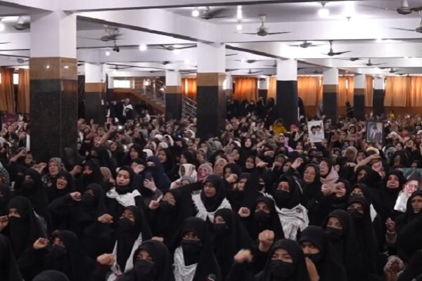 زنان لاهوری در عزای چهلم رهبر شهید انقلاب؛ همبستگی با جبهه مقاومت زنان لاهوری در عزای چهلم رهبر شهید انقلاب؛ همبستگی با جبهه مقاومت