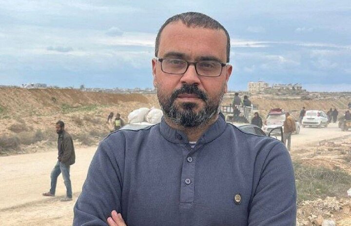 سخنگوی حماس: اشغالگران برای ورود کمکهای بشردوستانه کارشکنی کردند سخنگوی حماس: اشغالگران برای ورود کمکهای بشردوستانه کارشکنی کردند