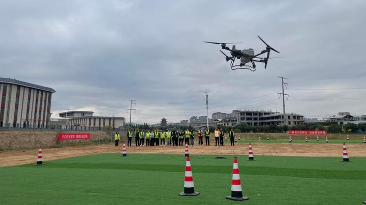 شارژ پهپاد در حال پرواز با اشعه مایکروویو شارژ پهپاد در حال پرواز با اشعه مایکروویو