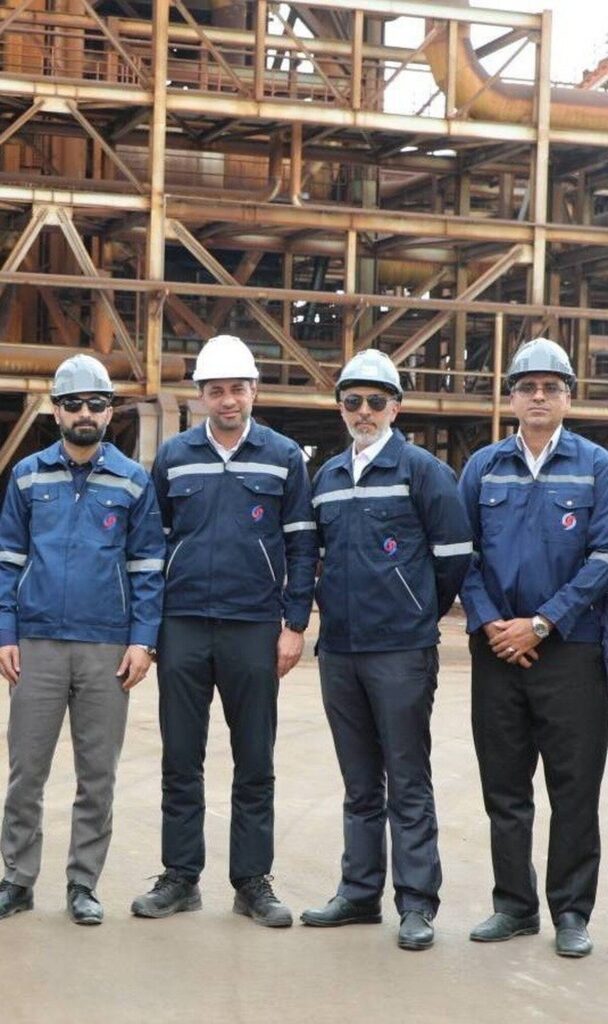 قدردانی و تشکر امین زاده حسابرس کل دیوان محاسبات کشور از عملکرد شرکت صبا فولاد خلیجفارس در طی جنگ تحمیلی سوم و تداوم تولید و صیانت از حقوق کارگران قدردانی و تشکر امین زاده حسابرس کل دیوان محاسبات کشور از عملکرد شرکت صبا فولاد خلیجفارس در طی جنگ تحمیلی سوم و تداوم تولید و صیانت از حقوق کارگران