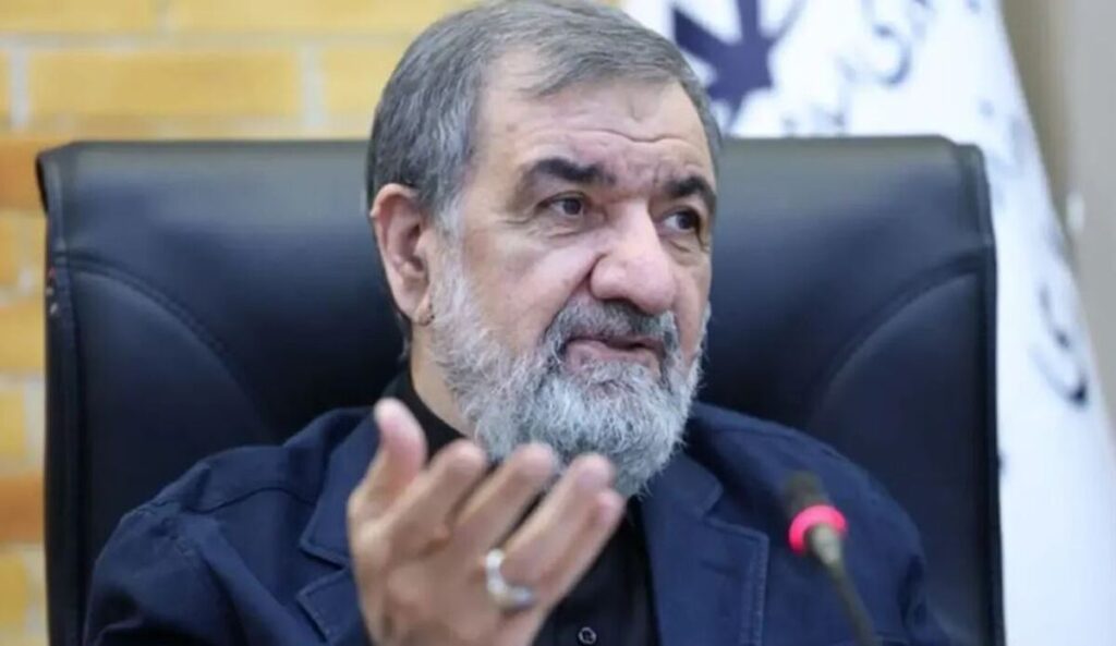 محسن رضایی: نتانیاهو، ترامپ را وادار به انتحار سیاسی کرده است محسن رضایی: نتانیاهو، ترامپ را وادار به انتحار سیاسی کرده است