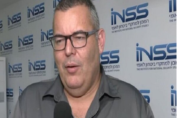 مقام پیشین رژیم صهیونیستی: محاصره دریایی باعث عقبنشینی ایران نمیشود مقام پیشین رژیم صهیونیستی: محاصره دریایی باعث عقبنشینی ایران نمیشود