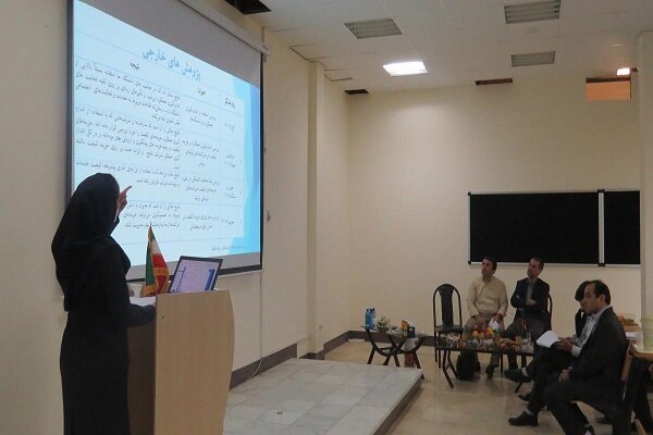 مهلت دفاع پایاننامه در دانشگاه علم و فرهنگ تمدید شد مهلت دفاع پایاننامه در دانشگاه علم و فرهنگ تمدید شد