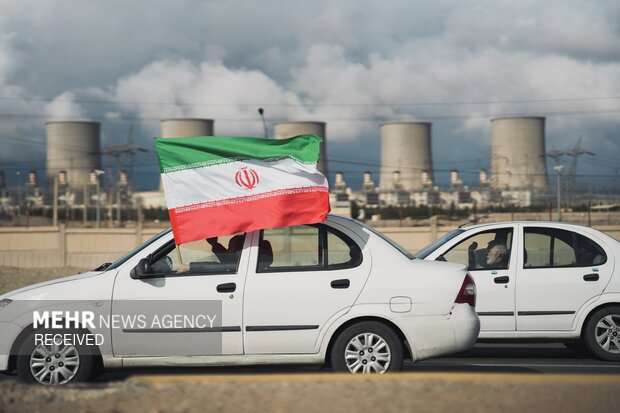 نقش پذیری مردم در میدان جنگ؛ مسئولیت پذیری مردم کنشی انقلابی نقش پذیری مردم در میدان جنگ؛ مسئولیت پذیری مردم کنشی انقلابی