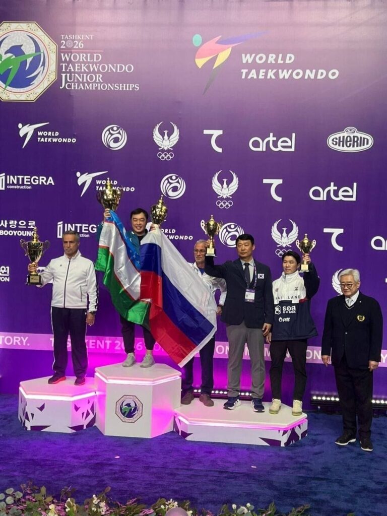 نوجوانان تکواندو ایران روی سکوی دومی جهان نوجوانان تکواندو ایران روی سکوی دومی جهان