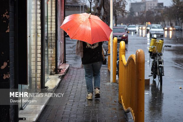 هشدار هواشناسی؛ تشدید رگبار بارشهای بهاری در ۲۰ استان تا چهارشنبه هشدار هواشناسی؛ تشدید رگبار بارشهای بهاری در ۲۰ استان تا چهارشنبه
