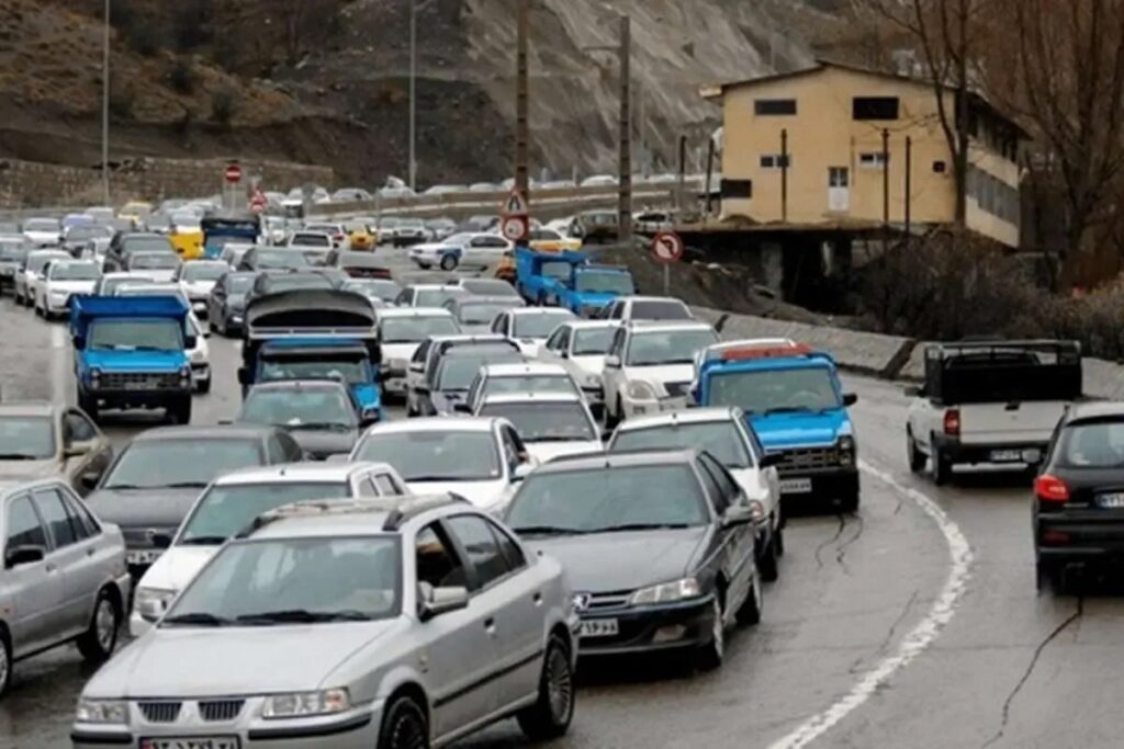 هشدار پلیس به رانندگان/ ترافیک سنگین در برخی جادههای شمالی هشدار پلیس به رانندگان/ ترافیک سنگین در برخی جادههای شمالی
