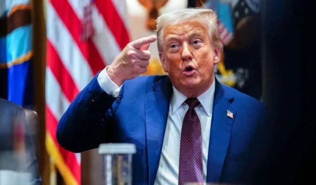 «وضعیت اضطراری» بهانه جدید ترامپ برای سوءاستفاده از قدرت «وضعیت اضطراری» بهانه جدید ترامپ برای سوءاستفاده از قدرت