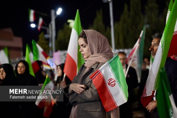 پاسخ مردم همدان به یک سوال مهم در تجمعات شبانه پاسخ مردم همدان به یک سوال مهم در تجمعات شبانه