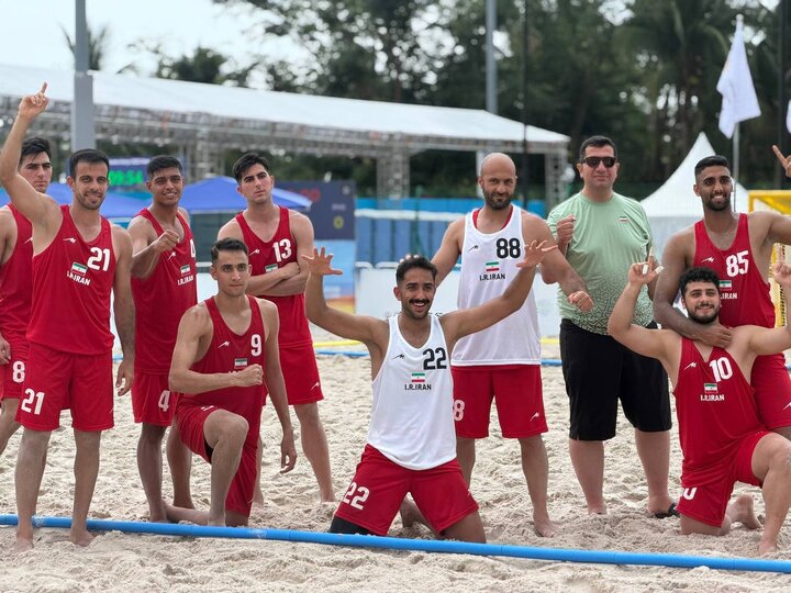 پیروزی قاطع هندبال ایران مقابل سرلانکا پیروزی قاطع هندبال ایران مقابل سرلانکا