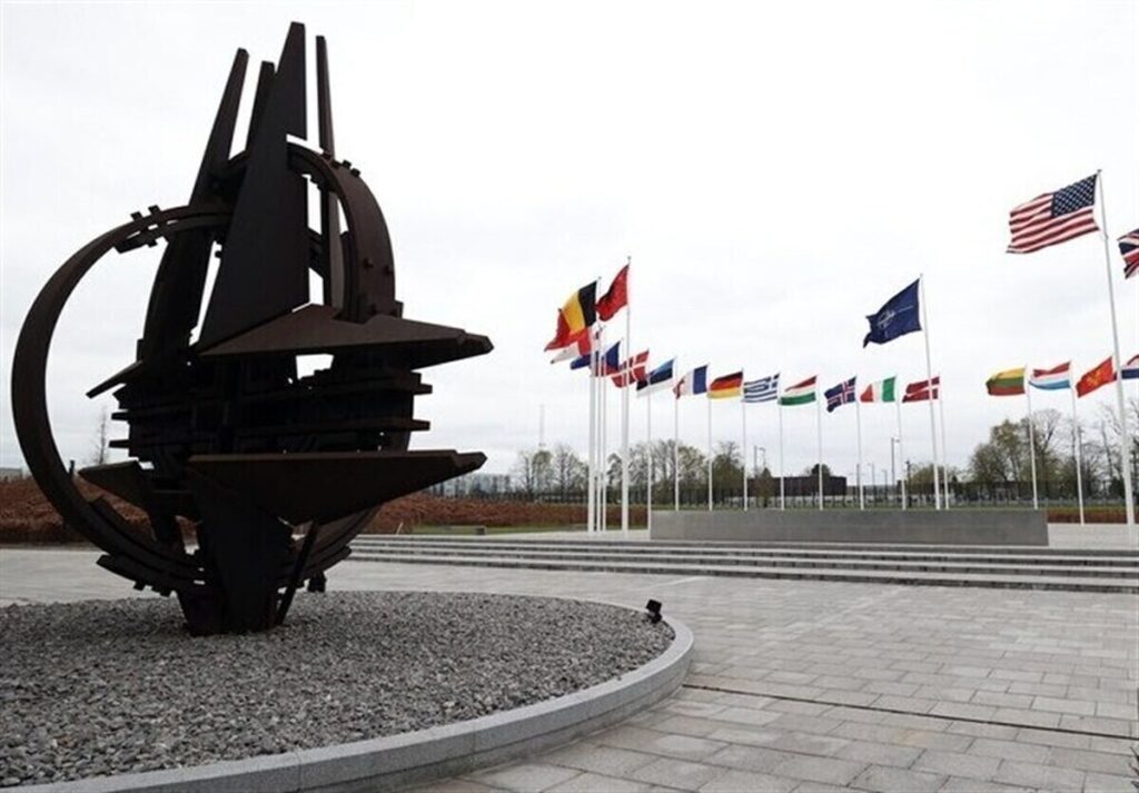 یک کشور از ناتو خارج میشود/ همهپرسی برای خروج از پیمان آتلانتیک شمالی یک کشور از ناتو خارج میشود/ همهپرسی برای خروج از پیمان آتلانتیک شمالی